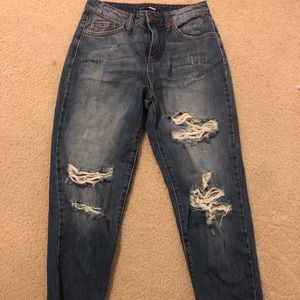 Fashion nova ripped mom jeans